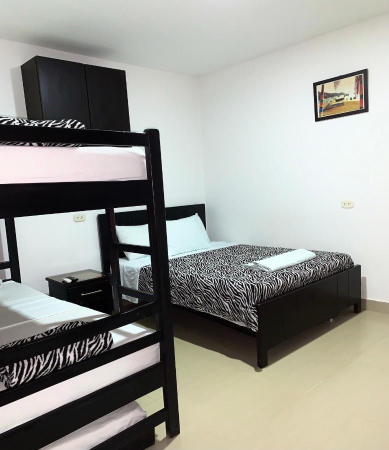 Hostal Vina Del Mar Taganga Buitenkant foto